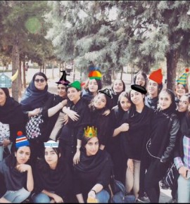 عکسهای دسته جمعی - هنرستان مائده